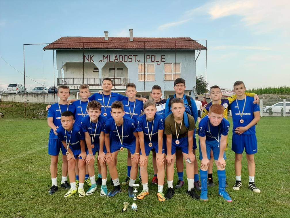 NK Mladost Polje Klub koji trenutno nastupa u Nogometnoj ligi USK