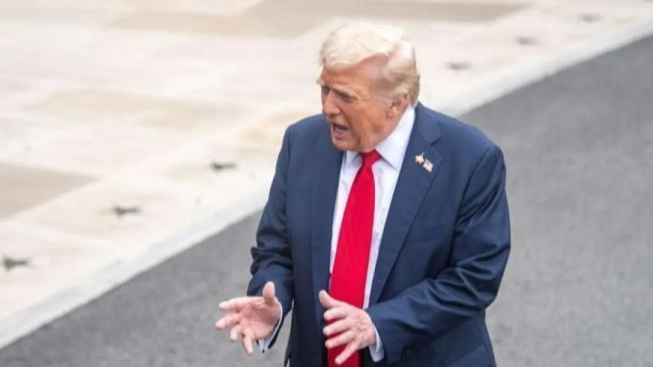 Donald Tramp. Platforma X