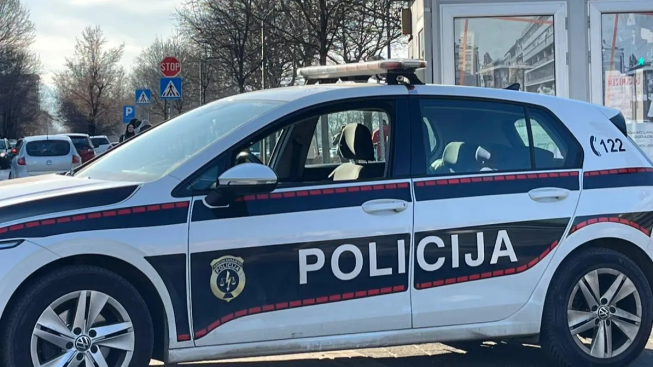 policija