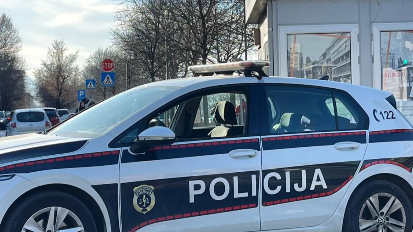 policija