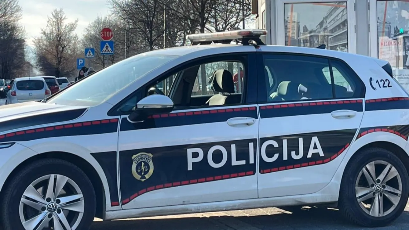 policija