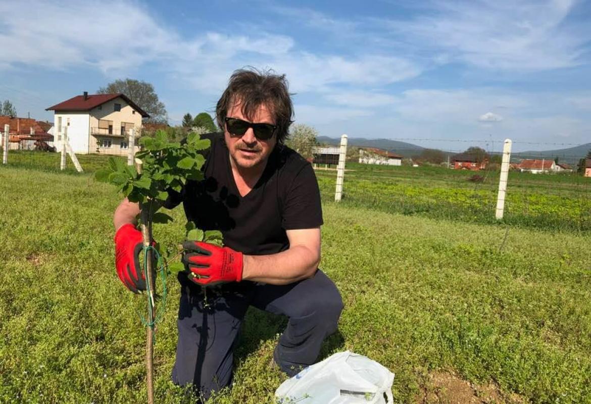 Alen Islamović razvija biznis na Uni: Sa lješnjakom želi na tržište Evrope