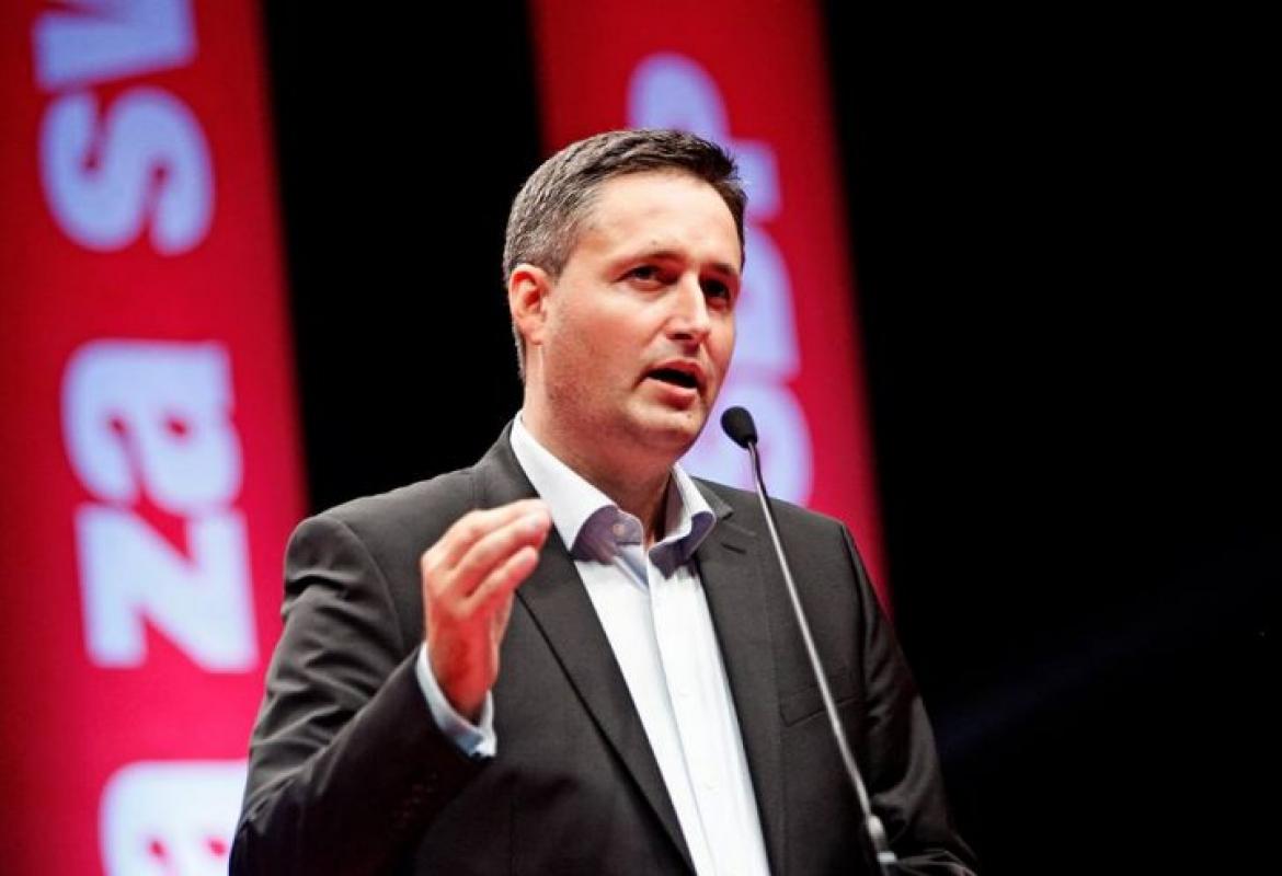 Denis Bećirović je autentična bosanska priča