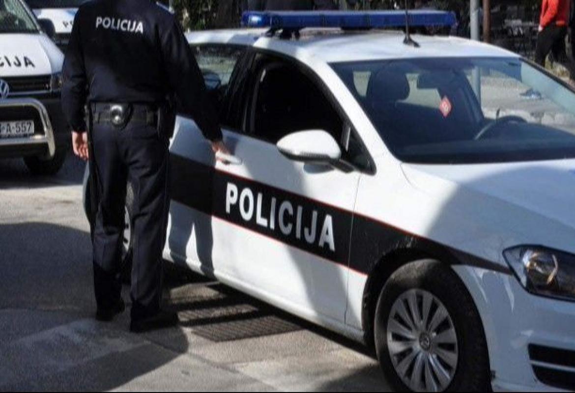 policija