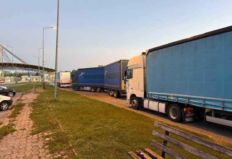 kamion_blokada