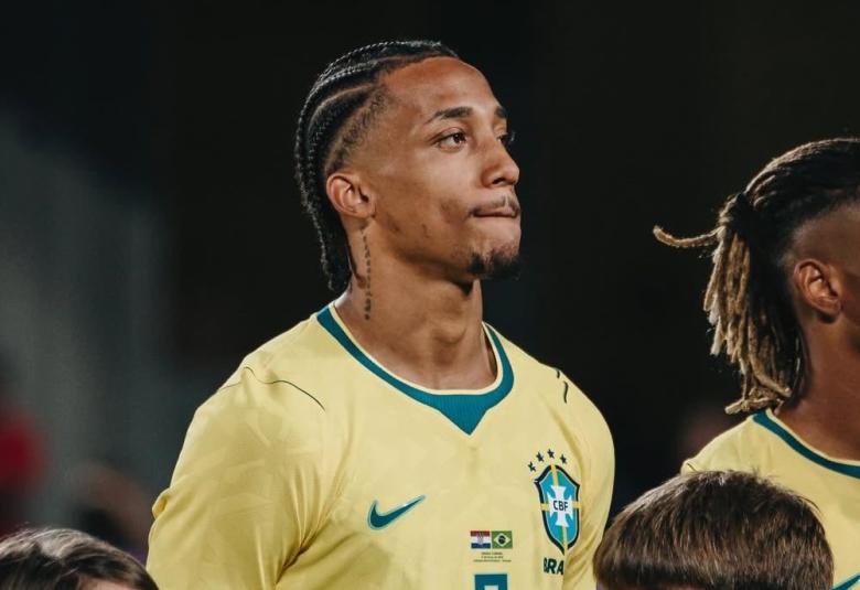 Jo&atilde;o Pedro