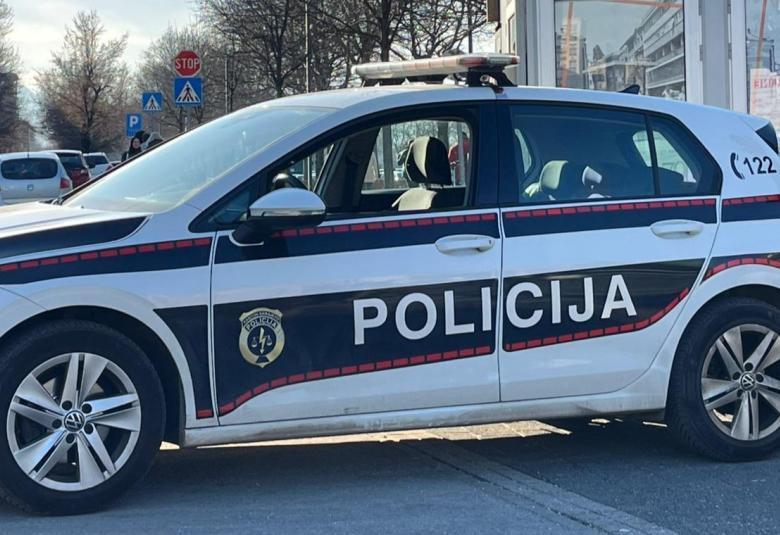 policija
