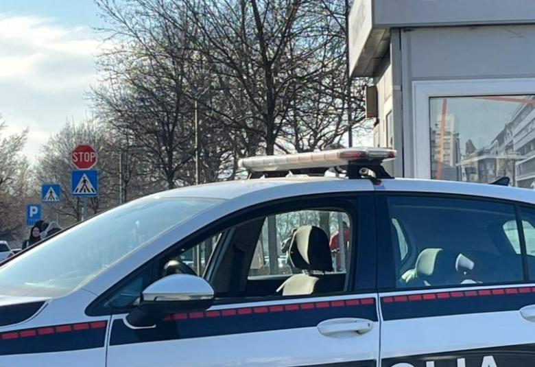 policija