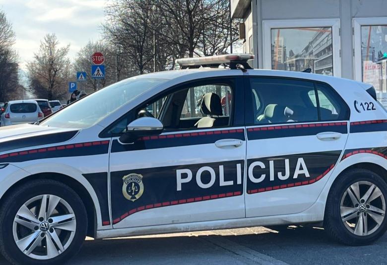 policija