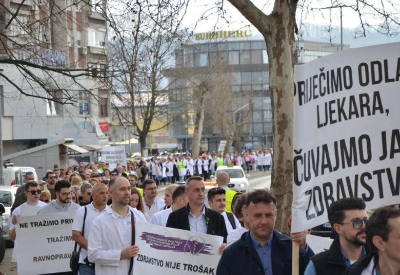 ljekari protesti