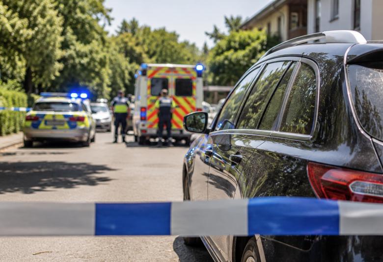 Policija njemacka ilistracija cazin.net