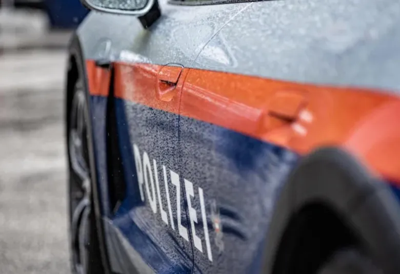 Policija