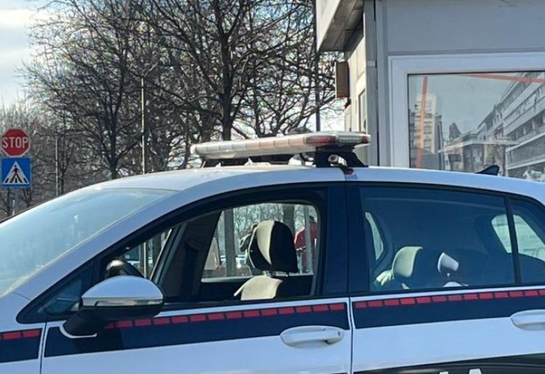 policija
