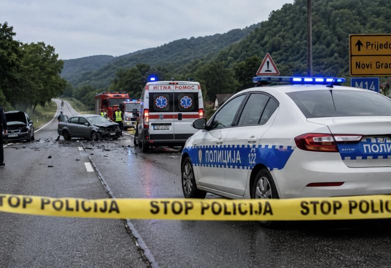Policija  Ilustracija  Cazin.net