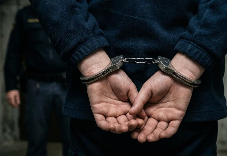policija