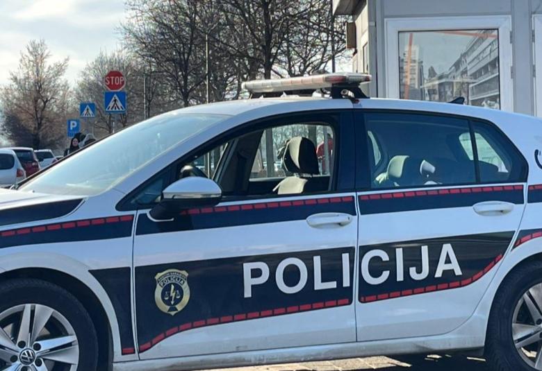 policija