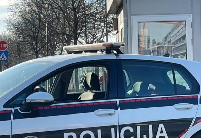 policija