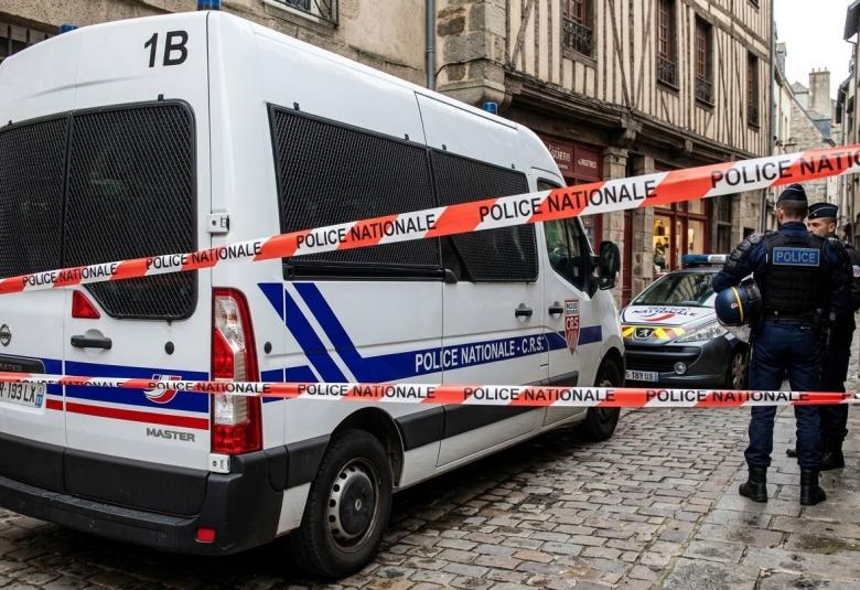 policija