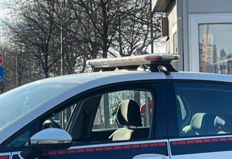 policija