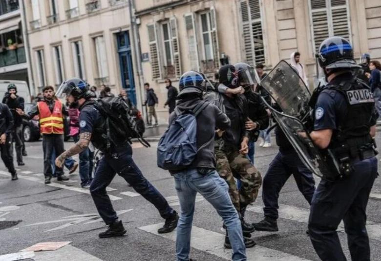 Protesti