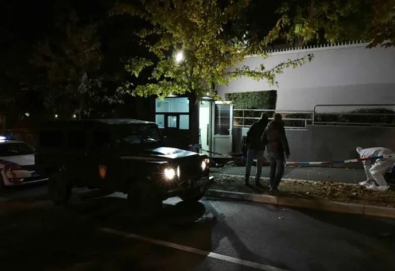 Napad ispred ambasade Izraela u Beogradu. MUP Srbije
