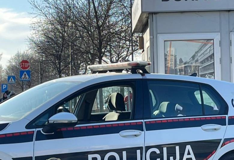 policija