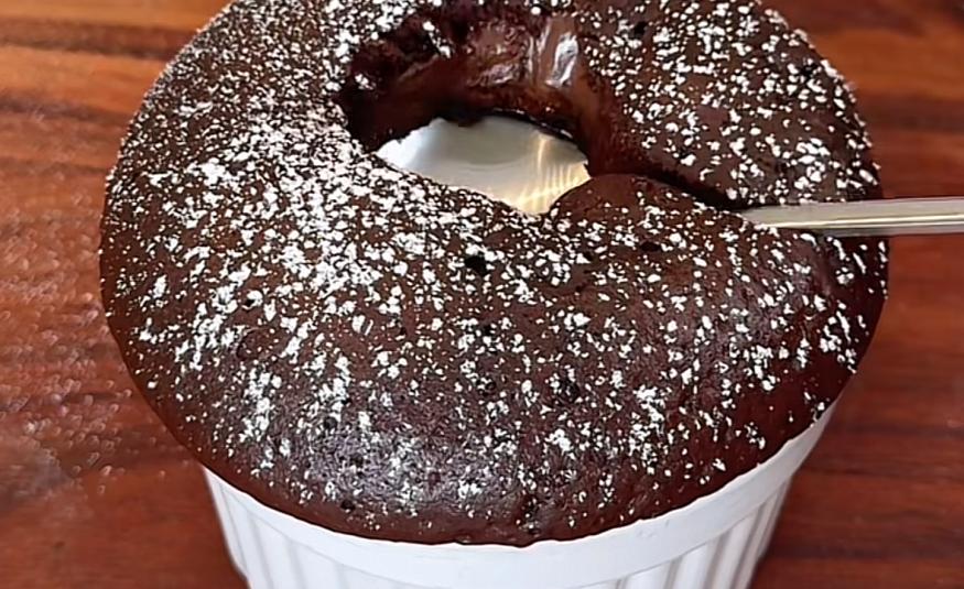 Kolač u &scaron;olji za čaj