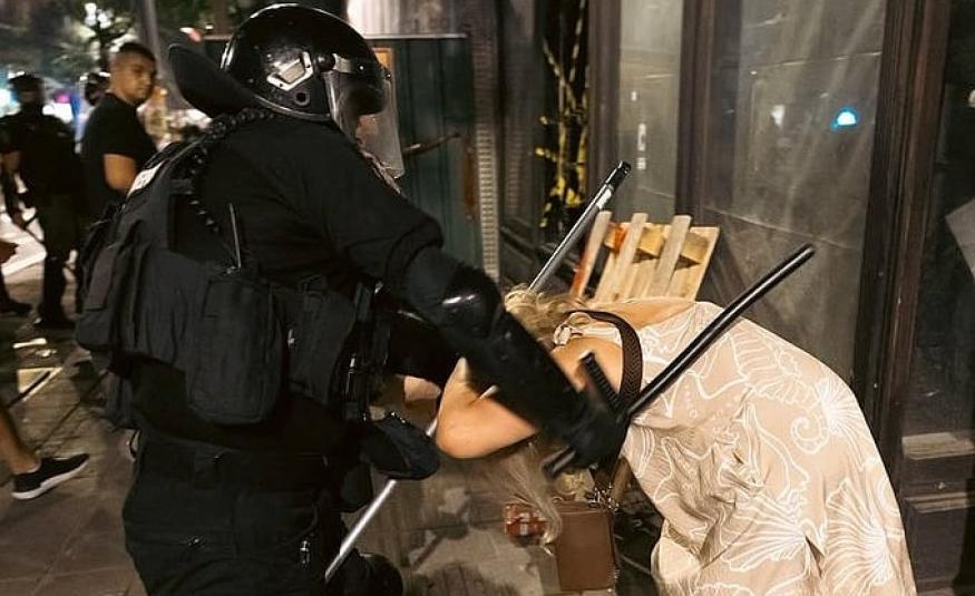 srbija udaranje zene