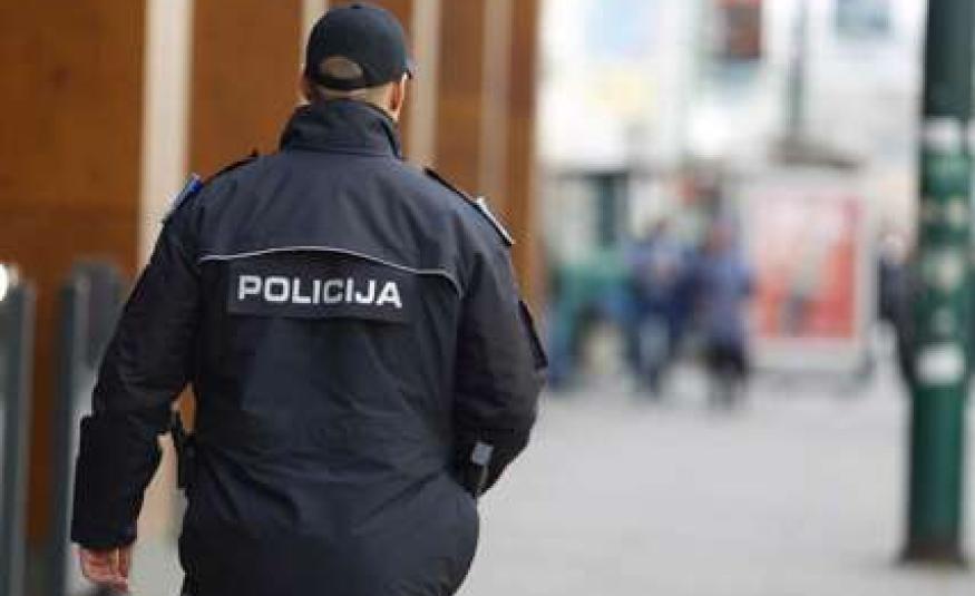 policija