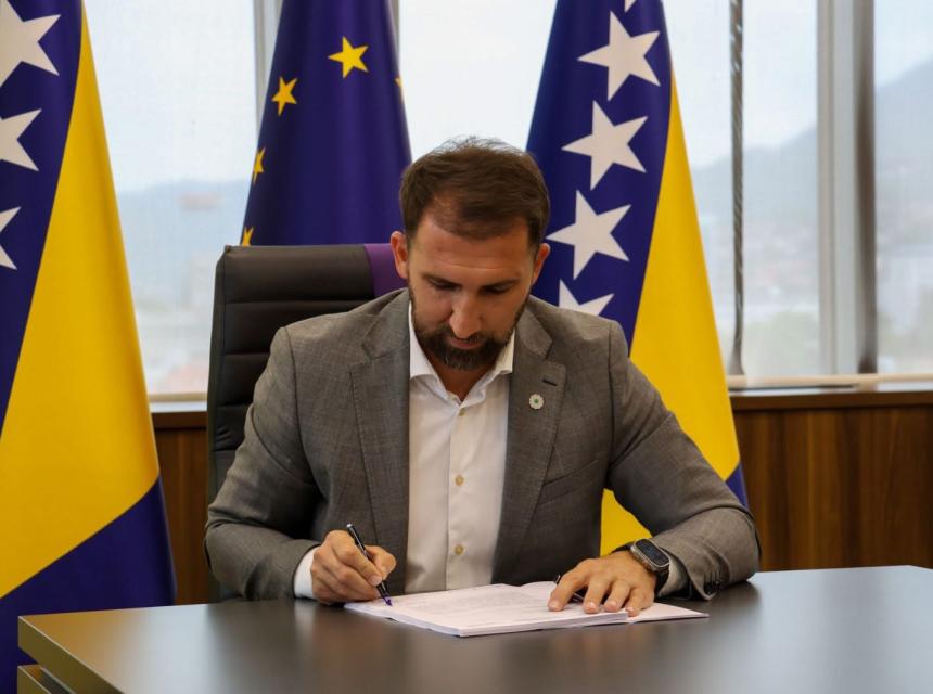 Adnan Delic vlada fbih