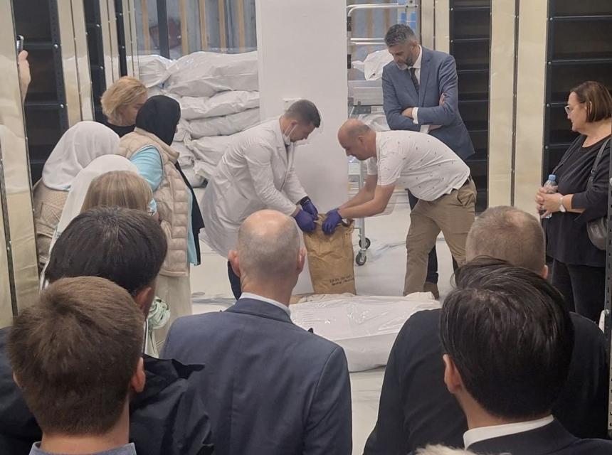 Memorijalni centar potocari