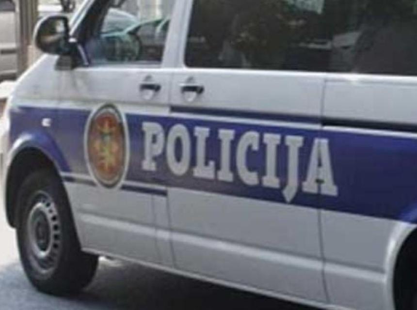 policija