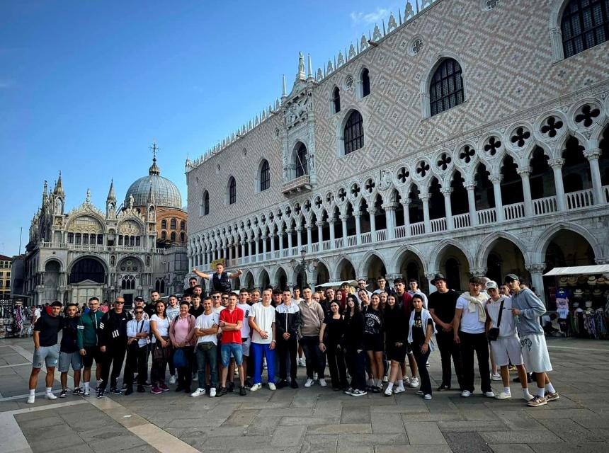 prva srednja skola cazin ekskurzija