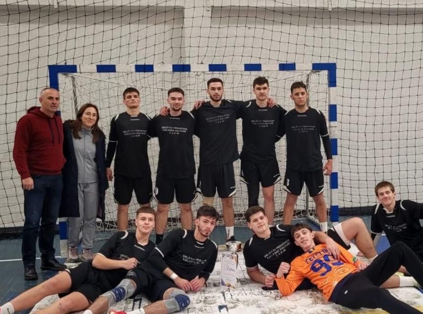 I srednja skola Cazin