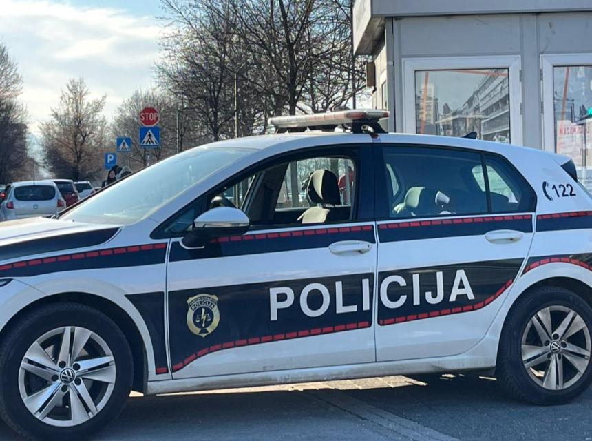 policija
