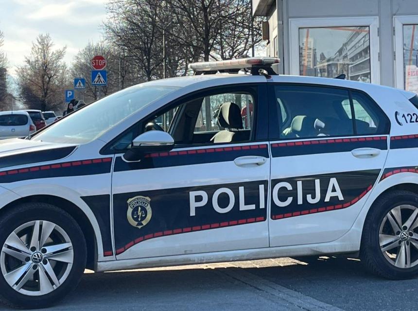 policija