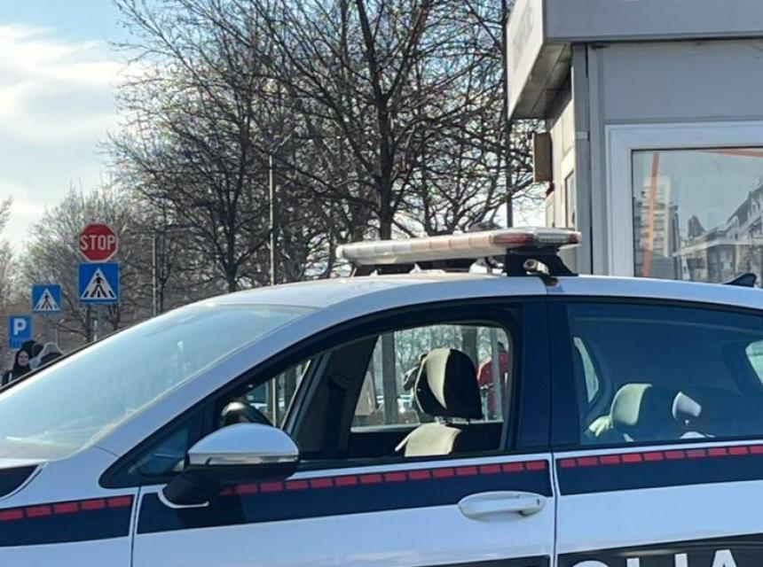 policija