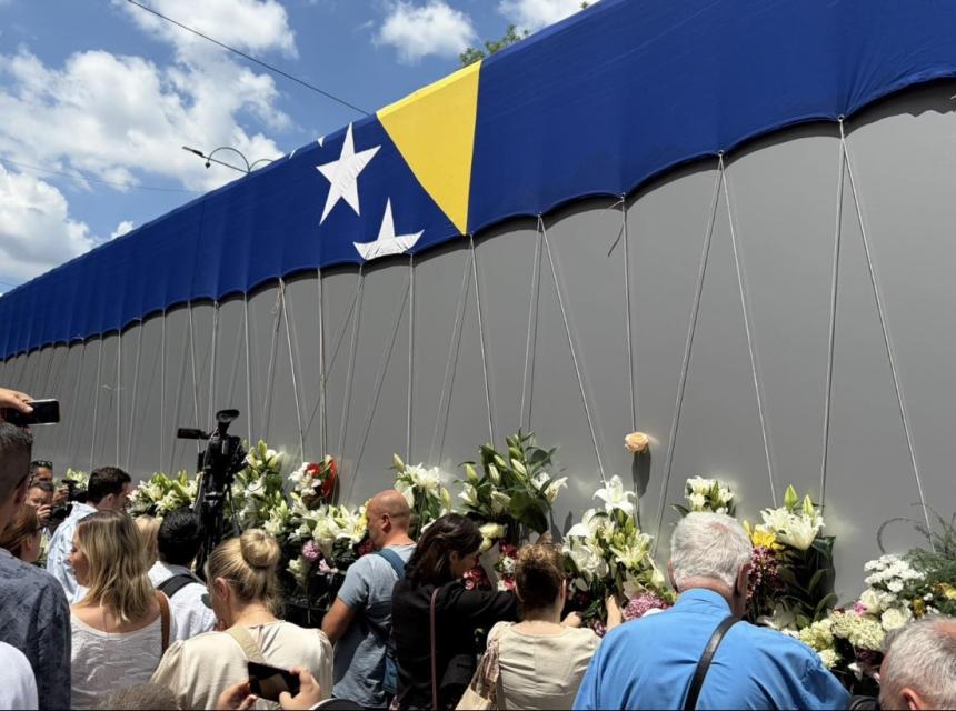 Srebrenica ispracaj cazin.net foto