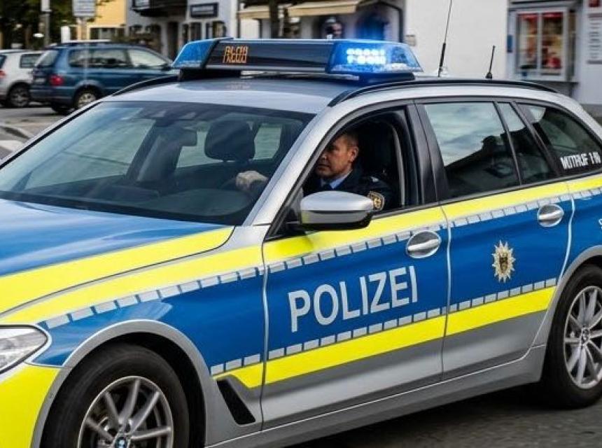 policija