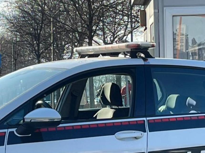 policija