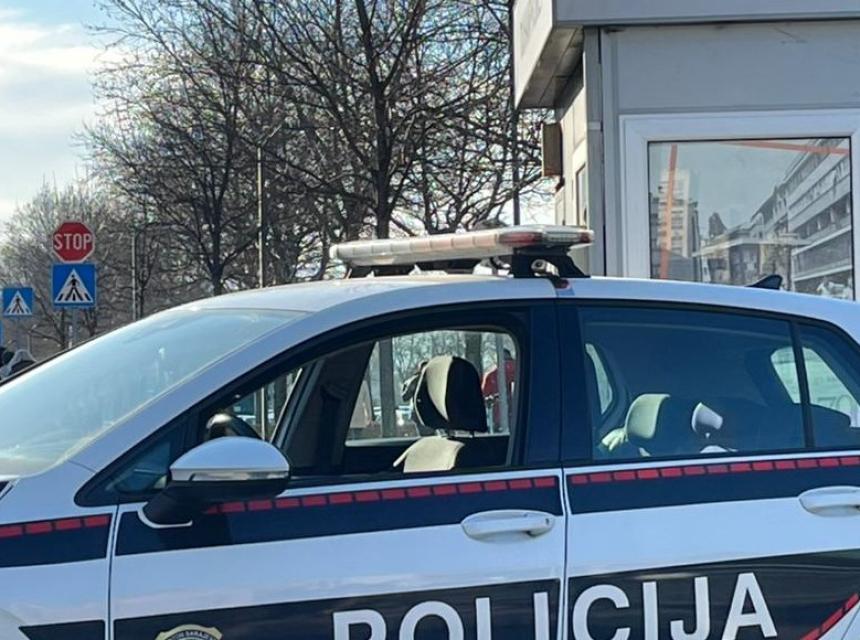 policija