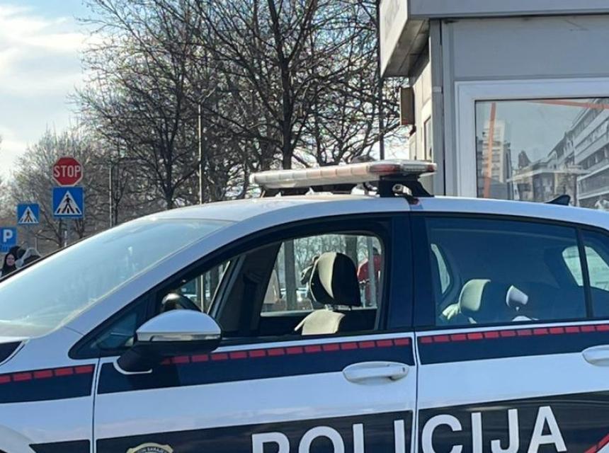 policija