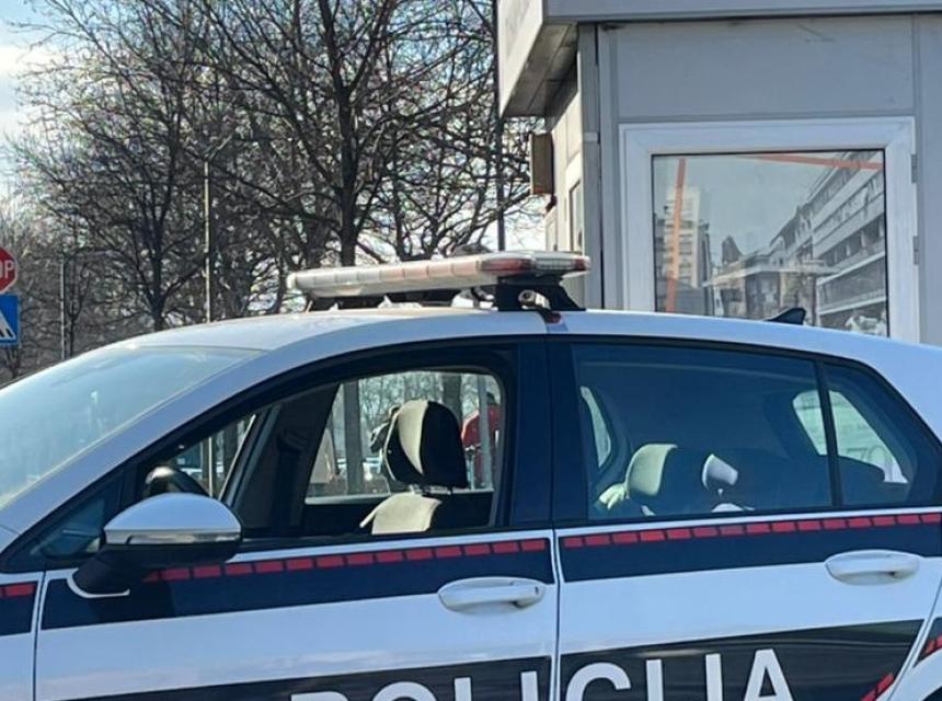 policija