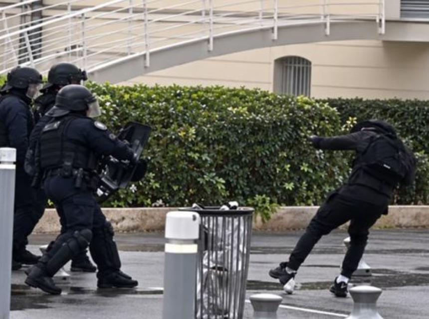 policija