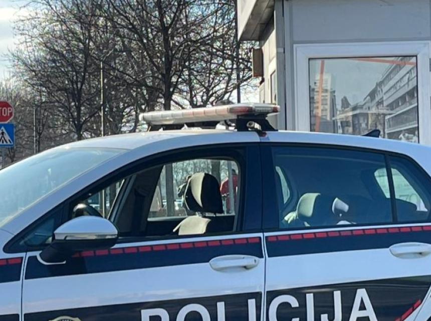 policija