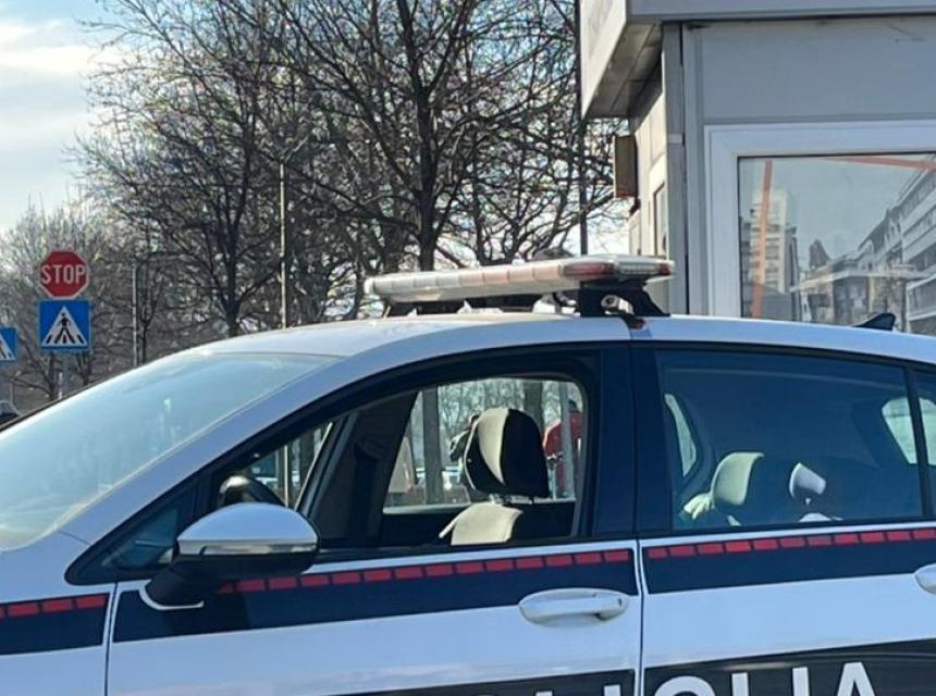policija